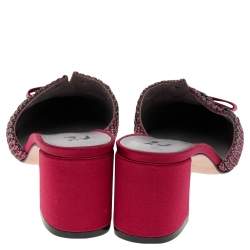 مملوكة مسبقًا Gina Red Satin Embellished Sandals Size 38