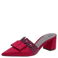 مملوكة مسبقًا Gina Red Satin Embellished Sandals Size 38