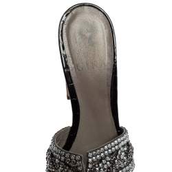 Pre Owned حذاء سلايدز جينا مزخرف كريستال جلد لامع نقش تمساح أسود مقاس 36.5