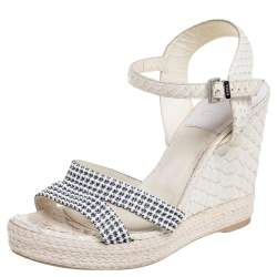 مملوكة مسبقًا Gina Off-White Python Leather Crystal Embellished Wedge Platform Sandals Size 40