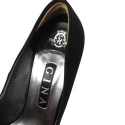 Pre Owned حذاء كعب عالي جينا بيلي مزخرف كريستال  كعب روكي  مقدمة مفتوحة و نعل سميك ساتان أسود مقاس 39.5