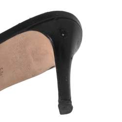 Pre Owned صندل سلايد جينا جلد فضي مزخرف كريستال مقاس 37.5