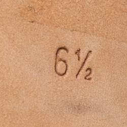 Pre Owned صندل سلايد جينا جلد ذهبي مزخرف كريستال مقاس 39.5