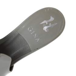 Pre Owned صندل سلايد جينا جلد لامع رصاصي مزخرف كريستال مقاس 39.5