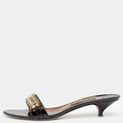 مملوكة مسبقًا Gina Black/Gold Patent Leather Embellished Slide Sandals Size 41