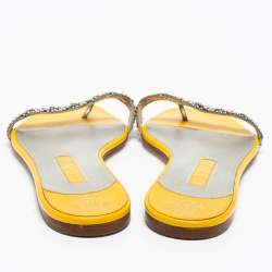 Pre Owned صندل فلات جينا أصفر لامع  مزين بالكريستال مقاس 39.5