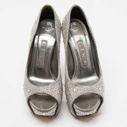 Pre Owned Gina Grey Satin Crystal Embellished Peep Toe Platform Pumps Size 36.5
