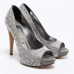 Pre Owned Gina Grey Satin Crystal Embellished Open Toe Platform Pumps Size 37.5