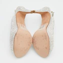 مملوكة مسبقًا Gina Light Grey Satin Crystal Embellishment Slingback Sandals Size 39