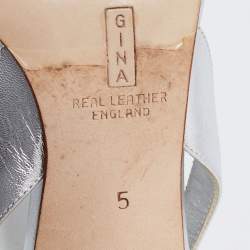 مملوكة مسبقًا صندل جينا جلد فضي مزخرف بحزام كاحل مقاس 38