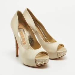 Pre Owned Gina Gold Satin Crystal Embellished Platform Pumps Size 38