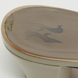 Pre Owned Gina Grey Patent Leather Crystal Embellished Slide Sandals Size 38