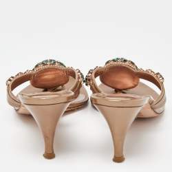 مملوكة مسبقًا Gina Brown Patent Leather Crystal Embellished Thong Slide Sandals Size 38.5