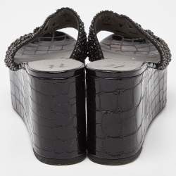 مملوكة مسبقًا صندل جينا نعل سميك كعب روكي مزخرف جلد نقش تمساح أخضر مقاس 37.5