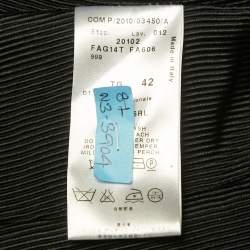 Pre Owned جاكيت بليزر جورجيو أرماني بقماش صوفي ممزوج ومضلع باللون الأسود مقاس متوسط - ميديوم