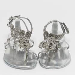 Pre Owned صندل جوسيبي زانوتي أميرة جلد فضي مزين بسحر مصارع روماني مسطح مقاس 37