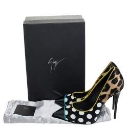 Pre Owned  حذاء كعب عالي جوسيبي زانوتي بمقدمة مدببة ايفت جلد لامع وساتان تنقيط بولكا/ فهد متعدد الألوان مقاس 37.5