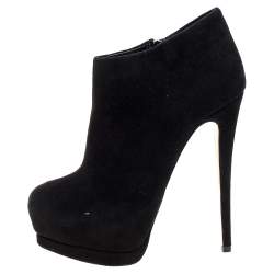 مملوكة مسبقًا Giuseppe Zanotti Black Suede Booties Size 35