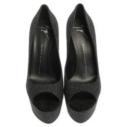 مملوكة مسبقًا حذاء كعب عالي جوسيبي زانوتي نعل سميك مقدمة مفتوحة سويدى غليتر أسود مقاس 39