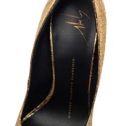 Pre Owned حذاء كعب عالي جوسيبي زانوتي مقدمة مفتوحة جلد ذهبي مقاس 35