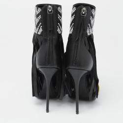 مملوكة مسبقًا صندل جوسيبي زانوتي سويدي وجلد أسود مزخرف كريستال بشراشيب مقدمة مفتوحة مقاس 38