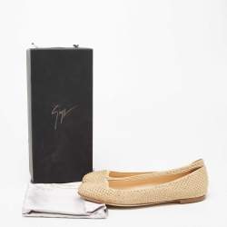 مملوكة مسبقًا حذاء باليرينا فلات جوسيبي زانوتي جلد مرصع بيج مقاس 39