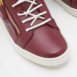 مملوكة مسبقًا Giuseppe Zanotti Amaranth Red Leather Frankie Low Top Sneakers Size 41