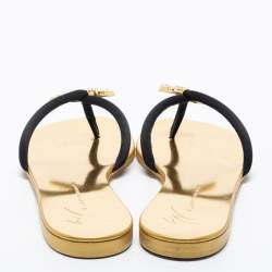 Pre Owned Giuseppe Zanotti Black Suede Jewel Embellished Thong Flat Sandals Size 39