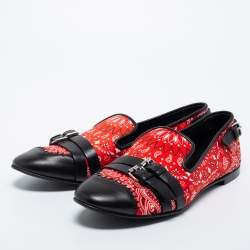 Pre Owned Giuseppe Zanotti Red/Black Printed Satin and Leather Buckle Detail Smoking Slippers Size 41