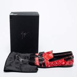 Pre Owned Giuseppe Zanotti Red/Black Printed Satin and Leather Buckle Detail Smoking Slippers Size 41