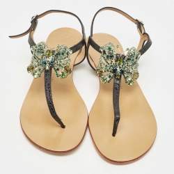 Pre Owned Giuseppe Zanotti Black Textured Leather Crystal Embellished Thong Flat Sandals Size 41