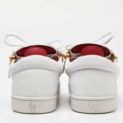 مملوكة مسبقًا Giuseppe Zanotti White Leather Brek Low Top Sneakers Size 39