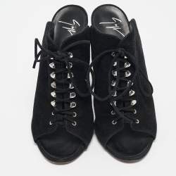 Pre Owned صندل جوسيبي زانوتي أسود جلد مقلوب مقاس 38