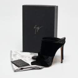 مملوكة مسبقًا مخول من جوزيبي زانوتي فيلفيت أسود أندريا مقاس 37