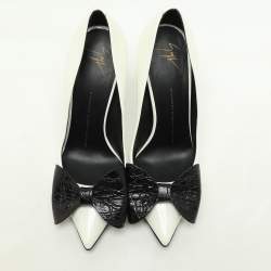 Giuseppe Zanotti White/Black Patent Leather and Croc Embossed Leather Bow Pumps Size 38