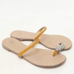 Giuseppe Zanotti Yellow Patent Leather Crystal Embellished Toe Ring Flat Sandals Size 36