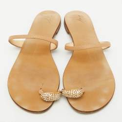 Pre Owned Giuseppe Zanotti Beige Leather Crystal Embellished Toe Ring Flat Sandals Size 38.5