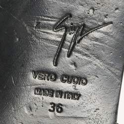 Pre Owned Giuseppe Zanotti Black Velvet Crystal Embellished Flower Flat Thong Sandals Size 36