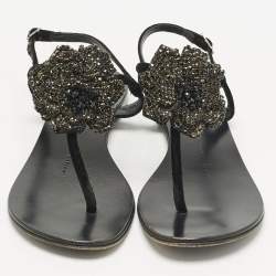 Pre Owned Giuseppe Zanotti Black Velvet Crystal Embellished Flower Flat Thong Sandals Size 36
