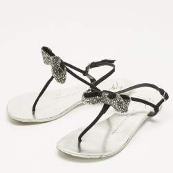 Pre Owned Giuseppe Zanotti Black Suede Crystal Bow Thong Flat Sandals Size 36