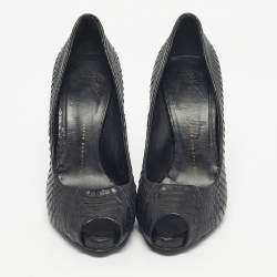 Pre Owned حذاء كعب عالي جوسيبي زانوتي مقدمة مفتوحة نعل سميك جلد نقشة الثعبان أسود و ذهبي مقاس 38.5