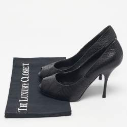 Pre Owned حذاء كعب عالي جوسيبي زانوتي مقدمة مفتوحة نعل سميك جلد نقشة الثعبان أسود و ذهبي مقاس 38.5