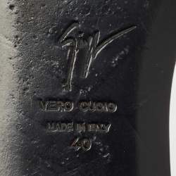 Pre Owned Giuseppe Zanotti Black Suede Crystal Embellished Thong Flats Size 40