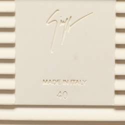 مملوكة مسبقًا Giuseppe Zanotti Shark Tooth Size 40 White Leather Low Top Sneakers