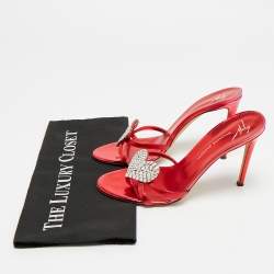 مملوكة مسبقًا صندل سلايد مزخرف كريستال قلب جلد أحمر جوسيبي زانوتي مقاس 38.5