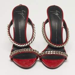 مملوكة مسبقًا صندل جويسيبي زانوتي جلد لامع أحمر سلسلة كبيرة مقاس 40