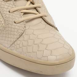 مملوكة مسبقًا حذاء رياضى جوسيبى زانوتى منخفض من أعلى سحاب مزدوج جلد وجلد نقش ثعبان كريمي/ ذهبي مقاس 39