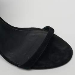 مملوكة مسبقًا صندل جويسيبي زانوتي جلد لامع أحمر سلسلة كبيرة مقاس 40