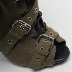 Pre Owned بوتي جوسيبي زانوتي قماش أخضر مقدمة مفتوحة وقصات عند الكاحل مقاس 38.5