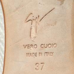 Pre Owned حذاء سموكينغ منقوش جلد الثعبان الأبيض جوزيبي زانوتي مقاس 37